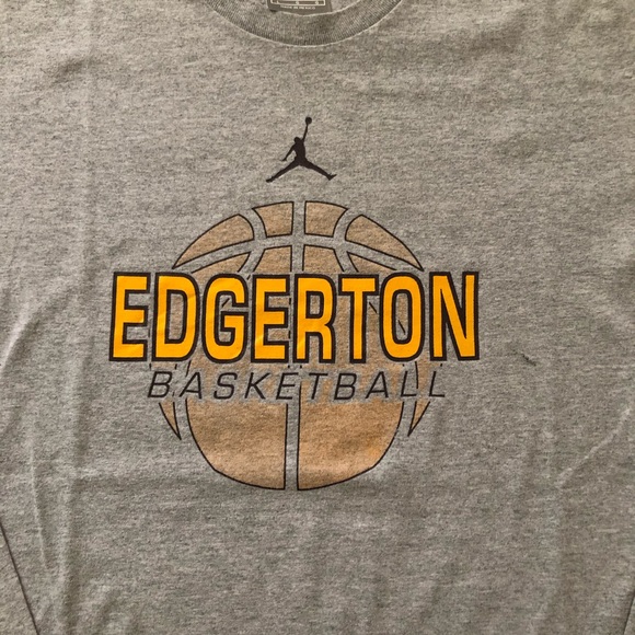 Vintage Nike Air Jordan Basketball Long Sleeve - Picture 2 of 6